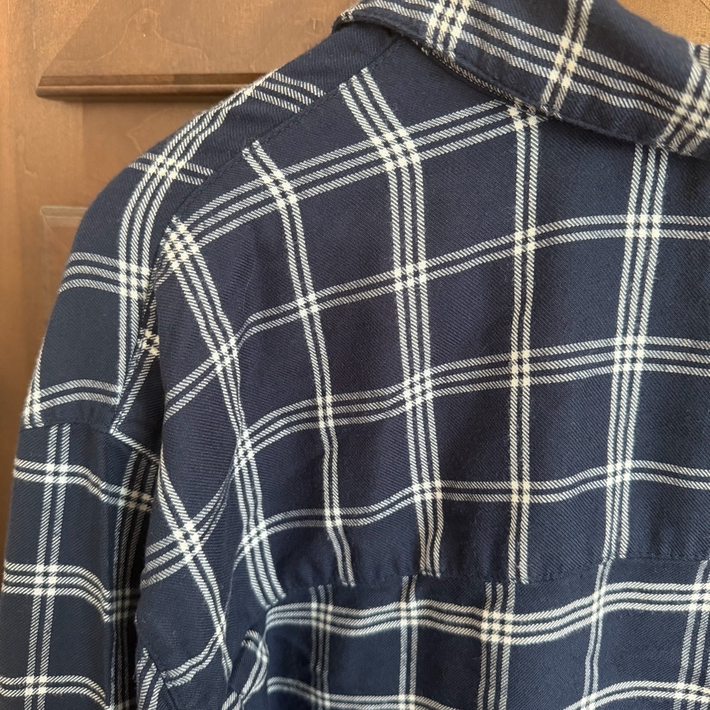 Treasure & Bond Navy Boyfriend Soft Flannel - Picture 5 of 5